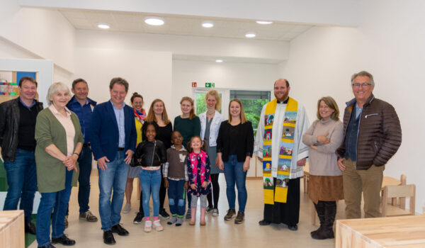 Die Eröffnung der neuen Räume der Kita ZULF im Mai 2023 mit Erstem Bürgermeister Florian Schneider Foto Stadt Burghausen