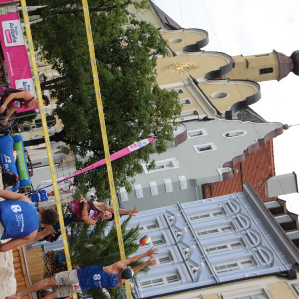 Am Beachvolleyballplatz - Foto: Katrin Schlösser