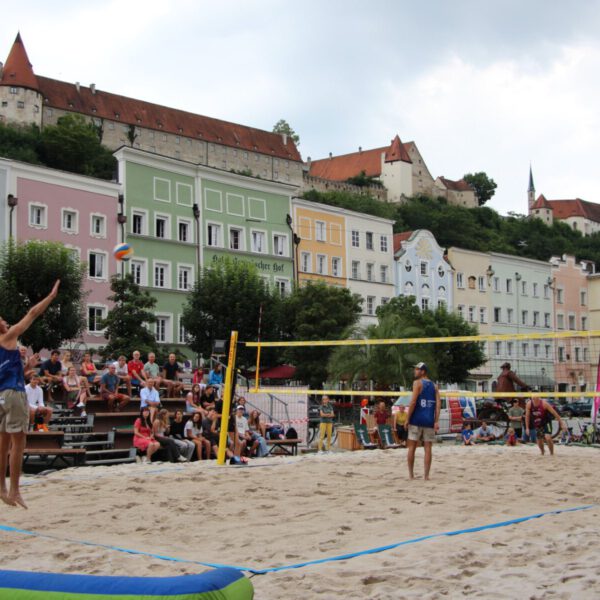 Am Beachvolleyballplatz - Foto: Katrin Schlösser