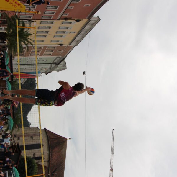 Beachvolleyball am Stadtplatz - Foto: Katrin Schlösser