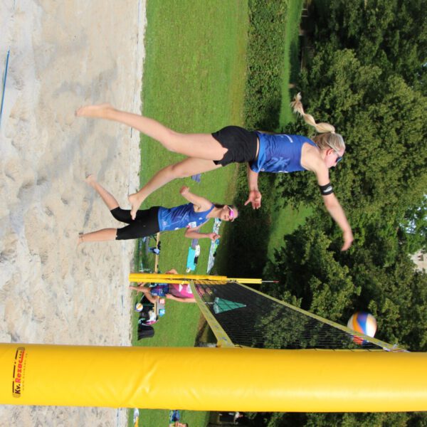 Beachvolleyball am Stadtplatz - Foto: Katrin Schlösser