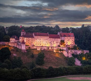 Hauptburg am Abend vom Bergerhof aus © Hans Mitterer