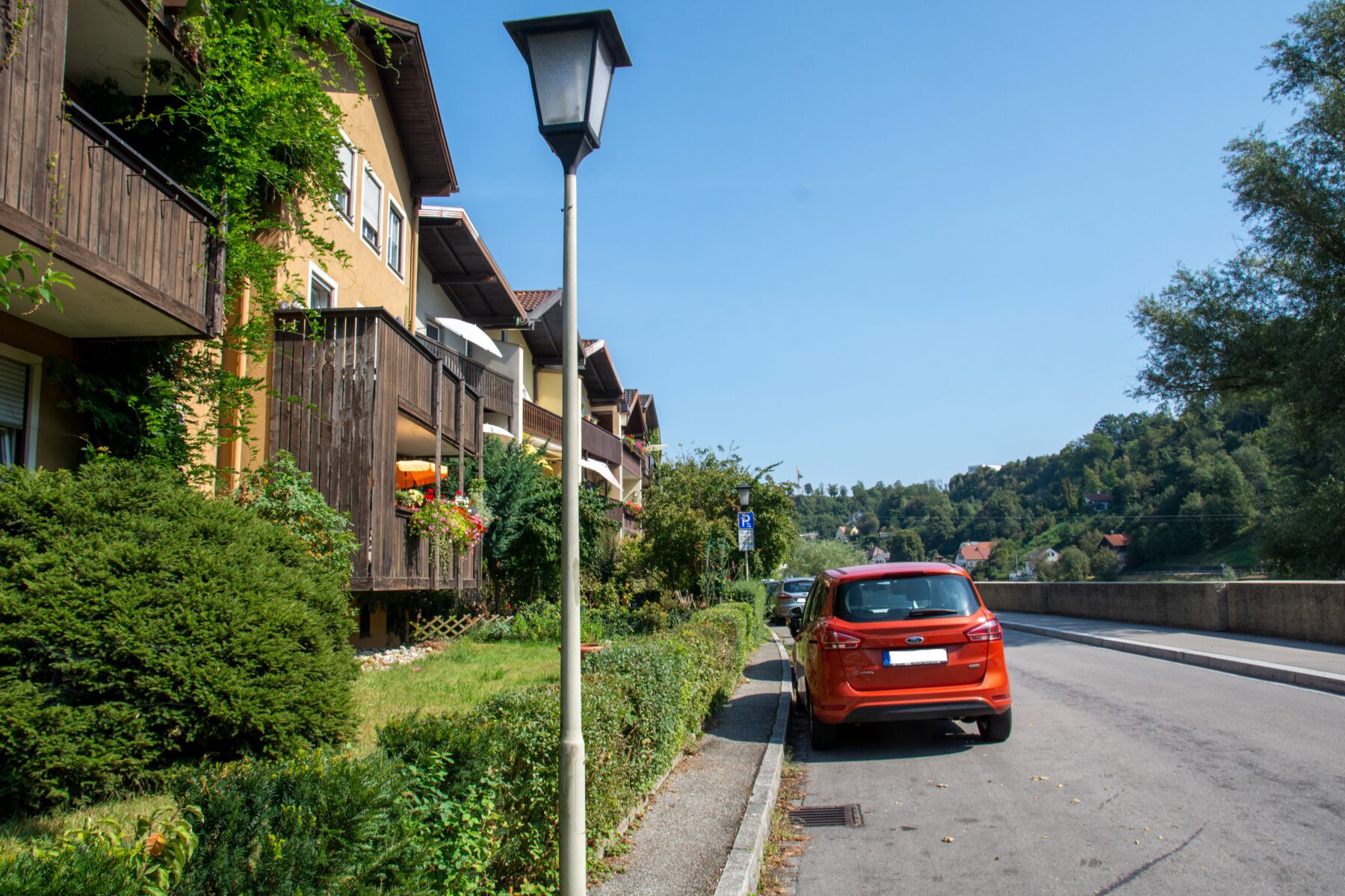 Die Salzlände im Bereich zwischen Jugendherberge und Schöpfwerk bekommt eine zeitgemäße Beleuchtung. Fotocredit: Stadt Burghausen / köx