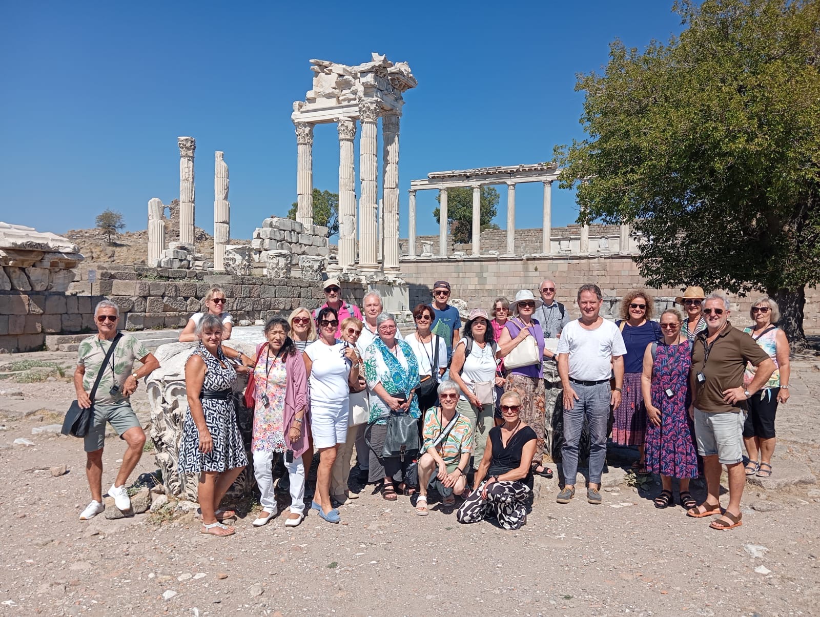 30 Grad, Sonnenschein und beste Stimmung: Die Teilnehmer der Burghauser Stadtreise 2024 genossen sieben Tage lang den abwechslungs- und erlebnisreichen Trip in die Türkei Fotocredit: Stadt Burghausen