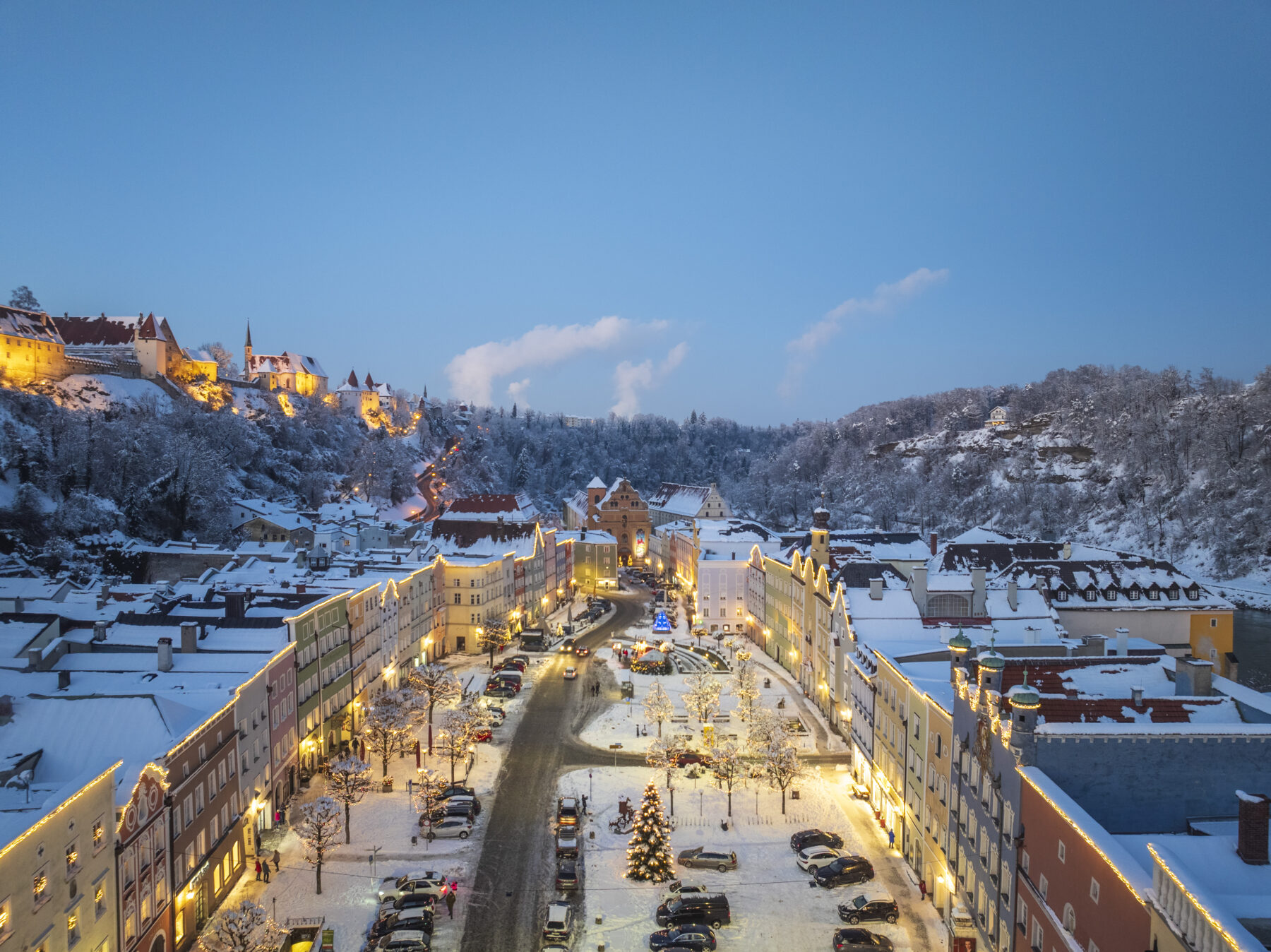 Ein Wärmeplan für ganz Burghausen. Der Startschuss für die Kommunale Wärmeplanung für Burghausen ist jetzt gefallen. Fotocredit: Hans Mitterer Fotografie