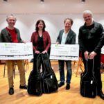 Josef Irgmaier (v.l.), Vorsitzender des Förderkreises, Astrid Eppelsheim, stellvertr. Schulleiterin der Musikschule, Erster Bürgermeister Florian Schneider, Musikschulleiter Claus Freudenstein. Fotocredit: Stadt Burghausen / Musikschule